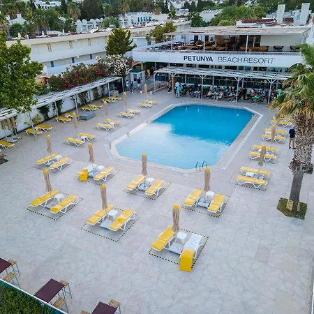 Petunya Курортный комплекс 4*
