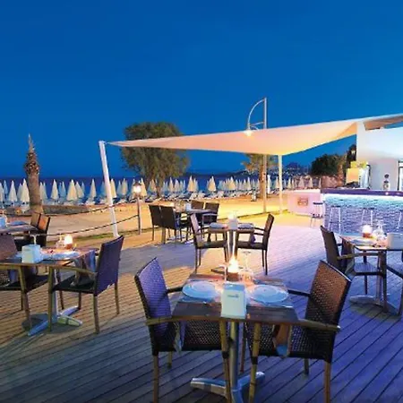 Petunya 4* オータキャンツ