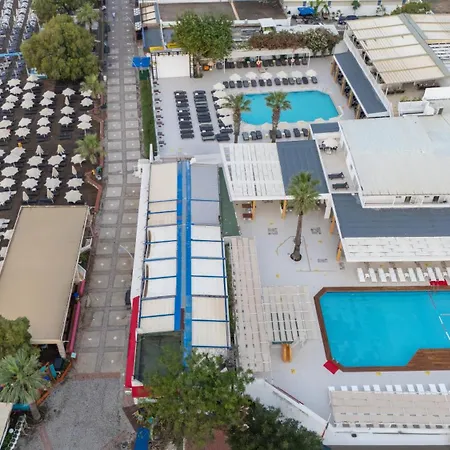 リゾート Petunya 4*