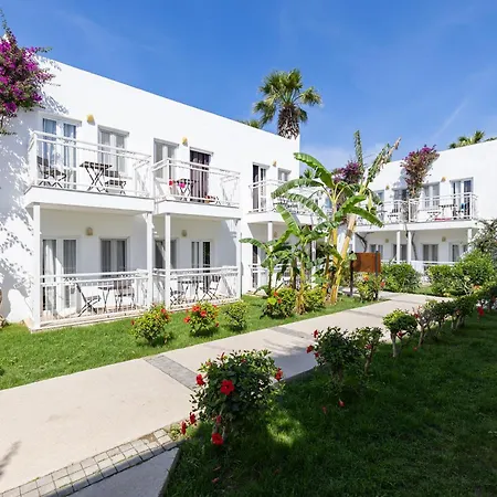 Petunya リゾート 4*