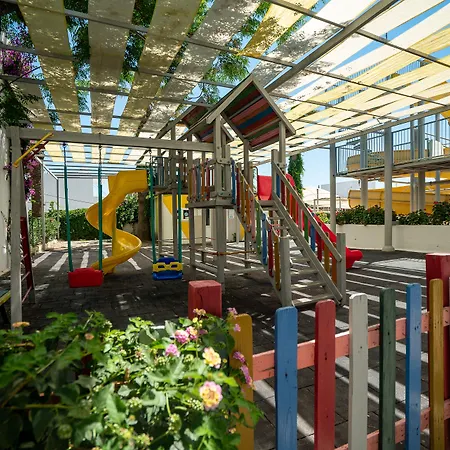 リゾート Petunya オータキャンツ